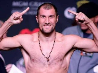 Sergey Kovalev WBO félnehézsúlyú világbajnok.