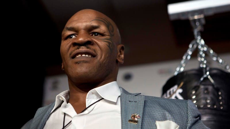 Mike Tyson egykori világbajnok nehézsúlyú ökölvívó.