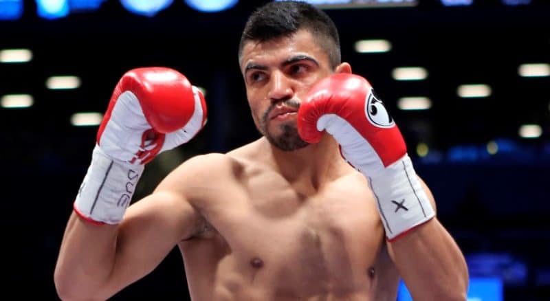 Victor Ortiz korábbi világbajnok ökölvívó.